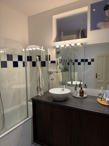 Cozy apartment for one or two in the heart of Berlin