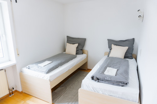 Fantastic & pretty suite close to city center