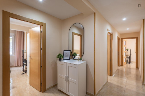 Very nice double bedroom in Camino de Ronda