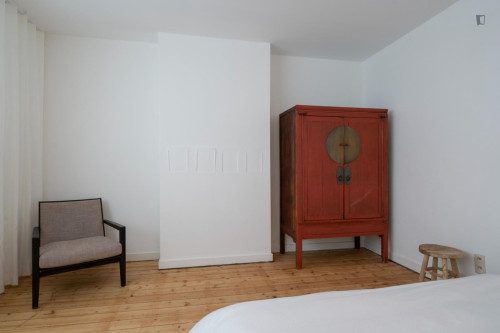 Spacious double bedroom in Brederode