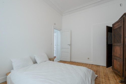 Large double bedroom in Brederode - Gallery - 2