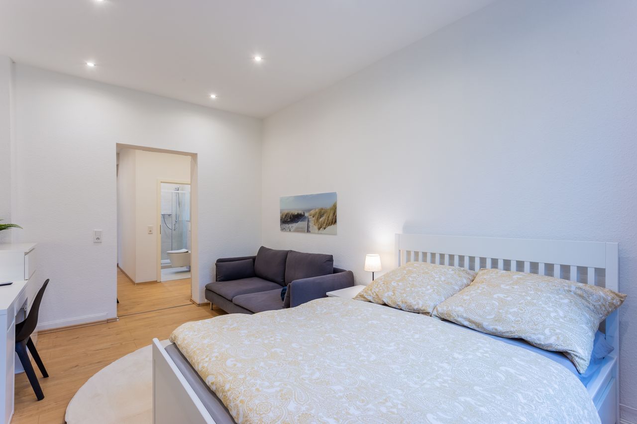 One-Room Apartment - 1