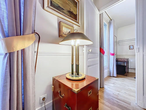 Charming 2-room apartment for rent - Paris 15