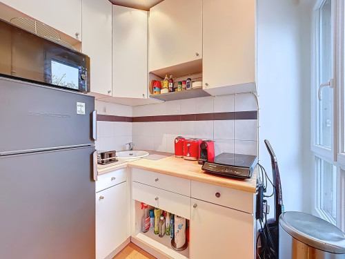 Charming 2-room apartment for rent - Paris 15