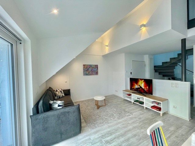 Modern Maisonette With Large Terrace Near Lake Constance – Ideal For Business Professionals - 5