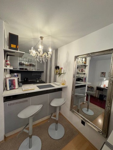 Perfectly located Apartment near English Garden (All Utilities Included)