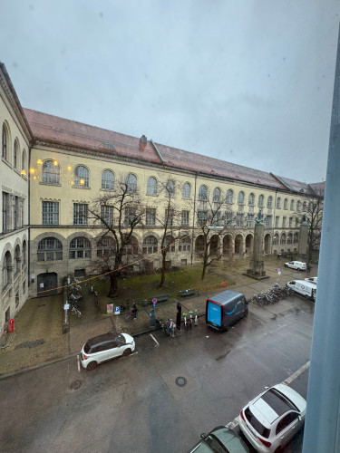 Perfectly located Apartment near English Garden (All Utilities Included)