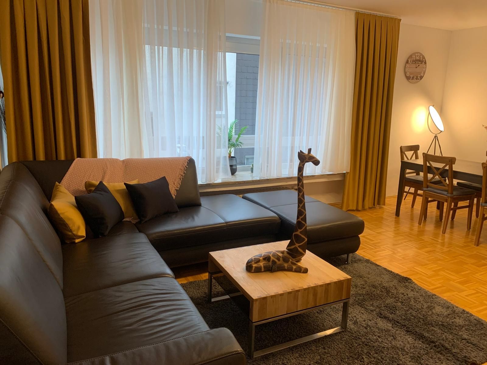 Apartment In The Heart Of Rüttenscheid - 1
