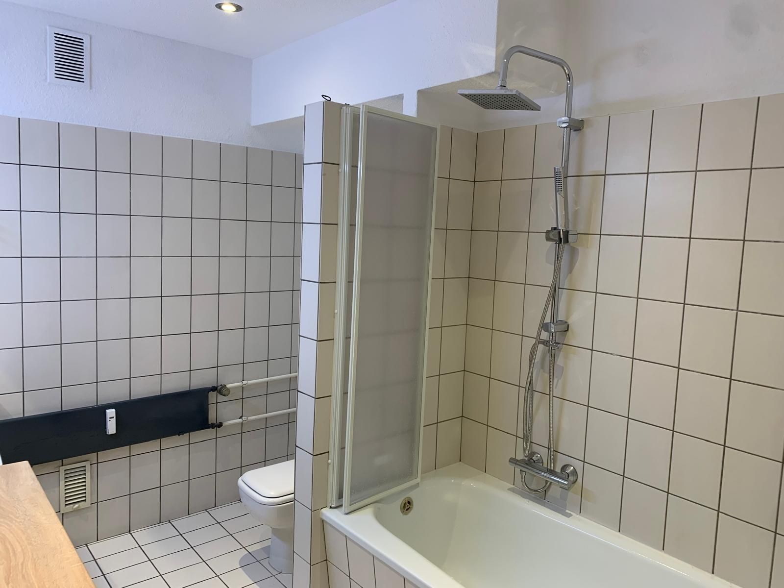 Apartment In The Heart Of Rüttenscheid - 3