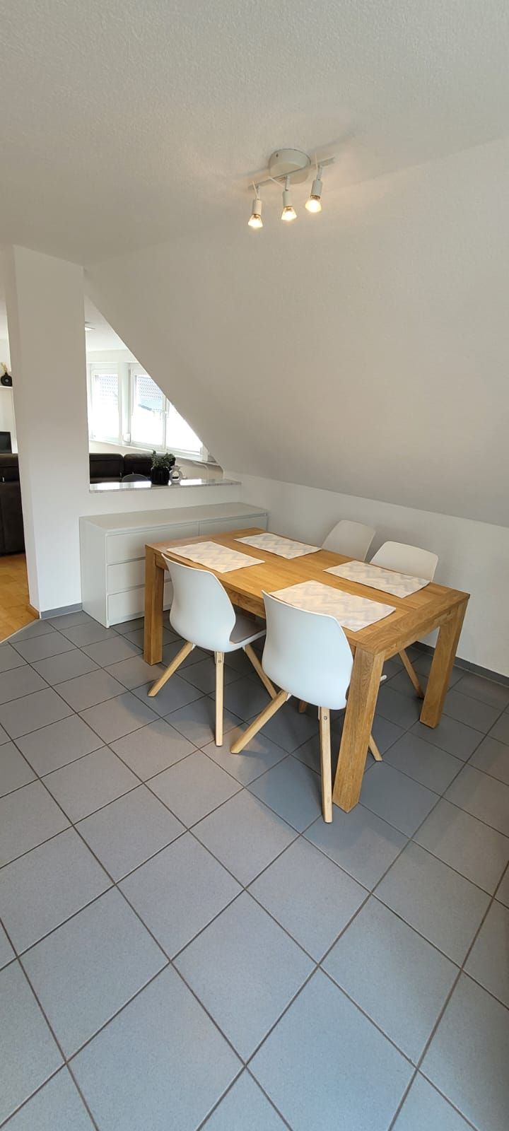  Fully Furnished 2-Room Apartment In Ulm-Böfingen, Property With A Caretaker And Building-Maintenance  -  Fully furnished 2-room apartment in Ulm-Böfingen, property with a caretaker and building-maintenance.  - Gallery -  9