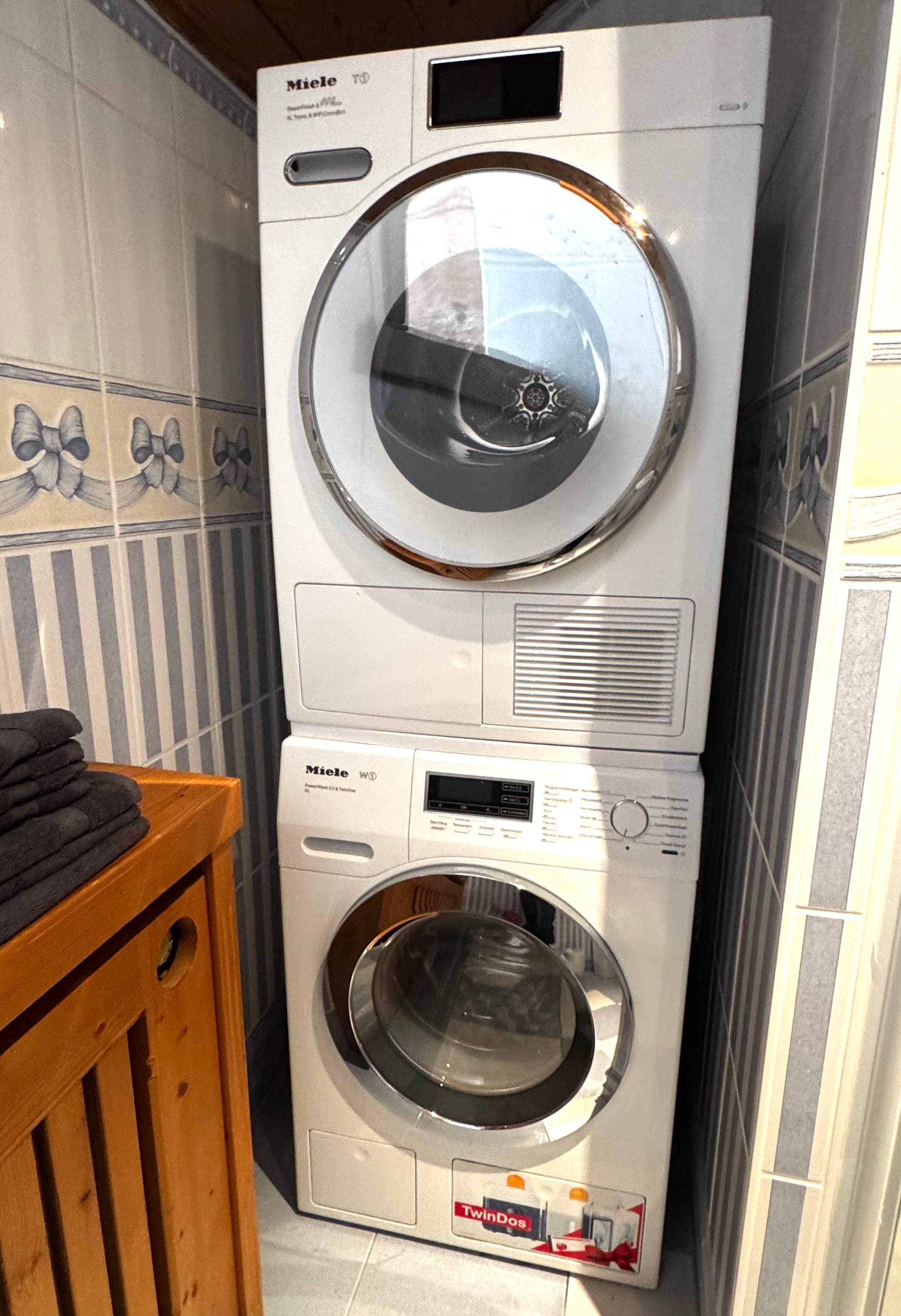  10m² Möbliertes Haus Für Firmen/Familien | Bis 8 Personen | All-In Miete  -  10m² möbliertes Haus für Firmen/Familien | bis 8 Personen | All-In Miete  - Gallery -  8