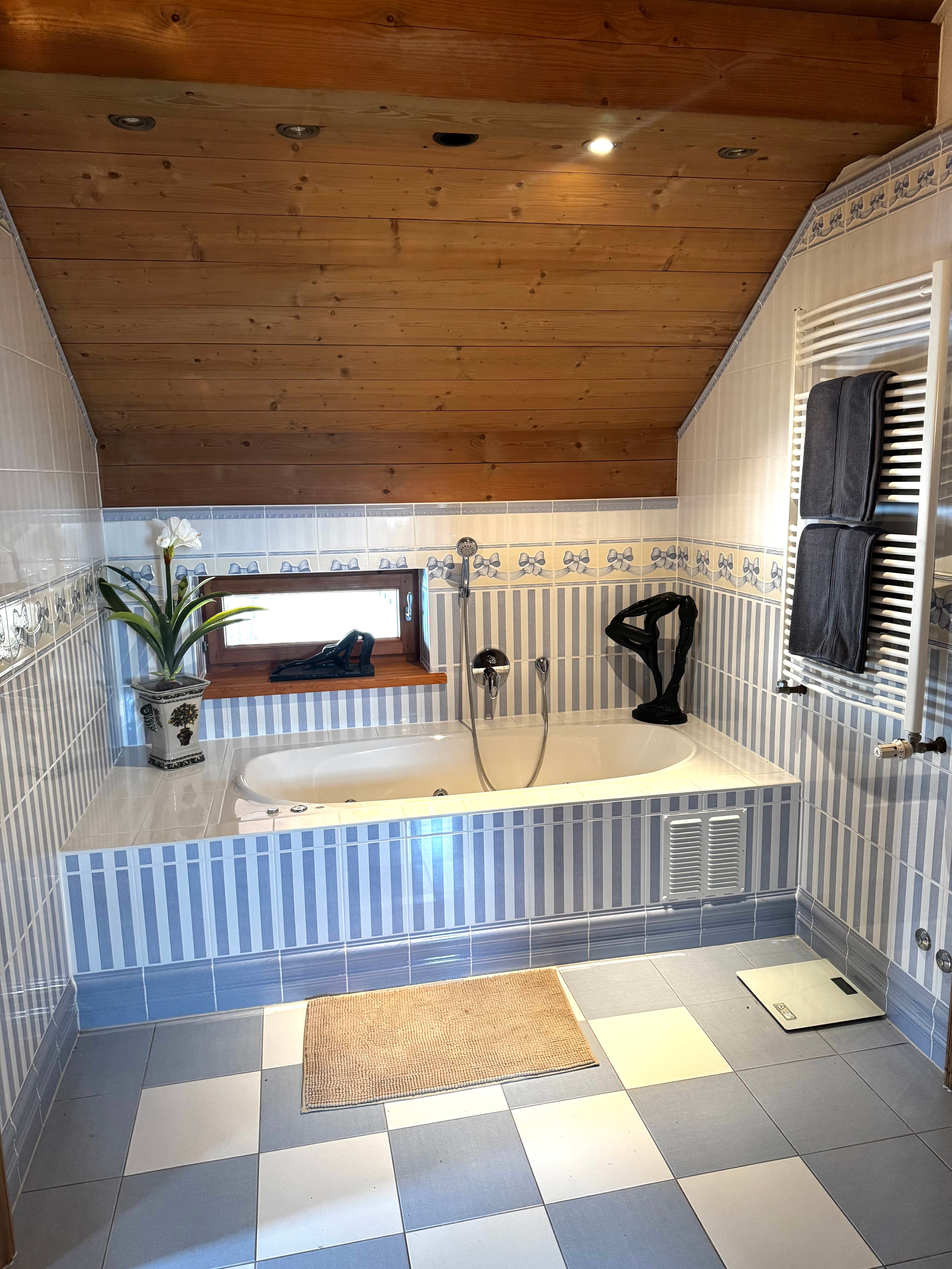  10m² Möbliertes Haus Für Firmen/Familien | Bis 8 Personen | All-In Miete  -  10m² möbliertes Haus für Firmen/Familien | bis 8 Personen | All-In Miete  - Gallery -  11