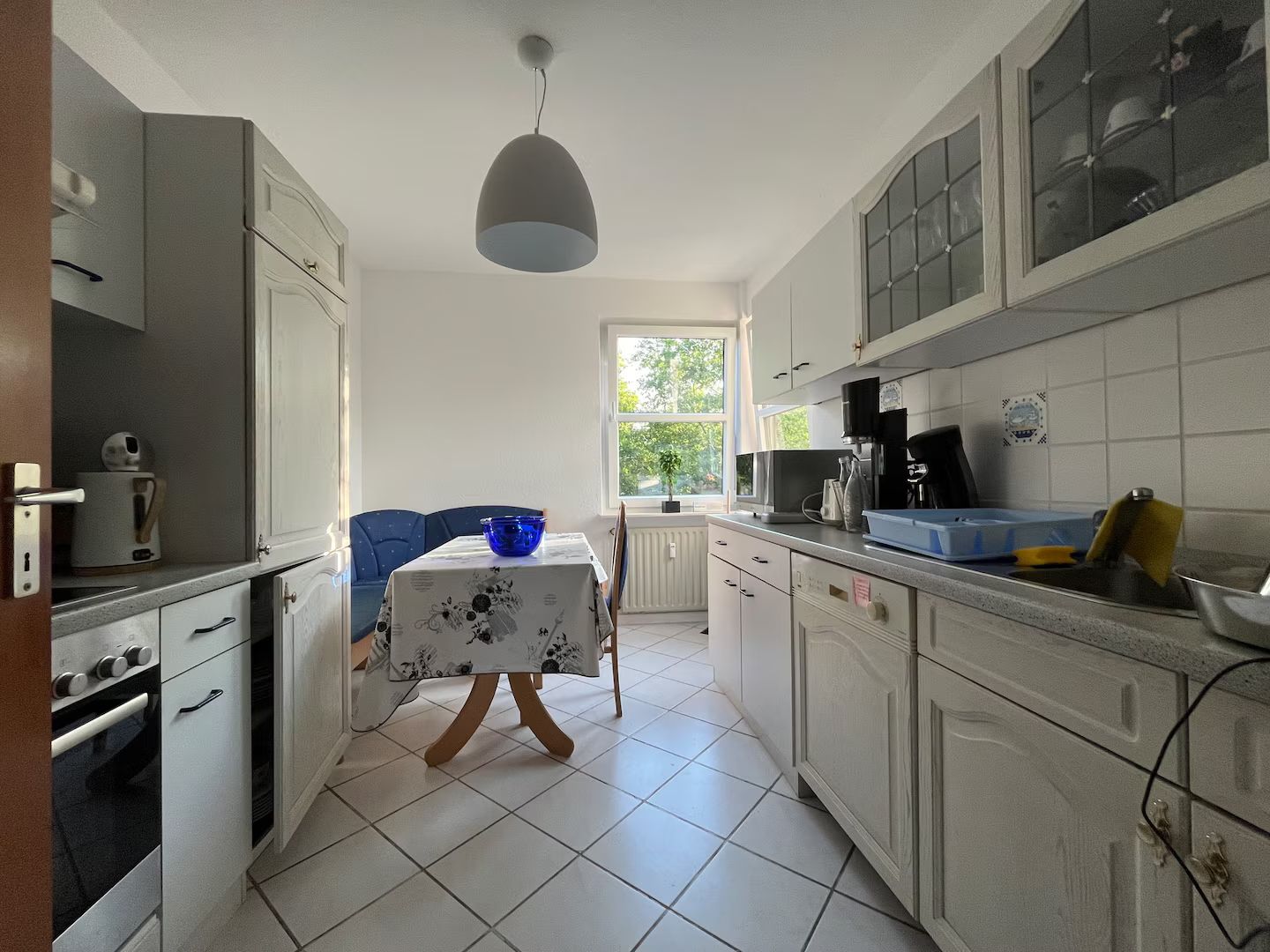 Furnished 4-Room Apartment For Temporary Stay (6–9 Months) | All-Inclusive - 7