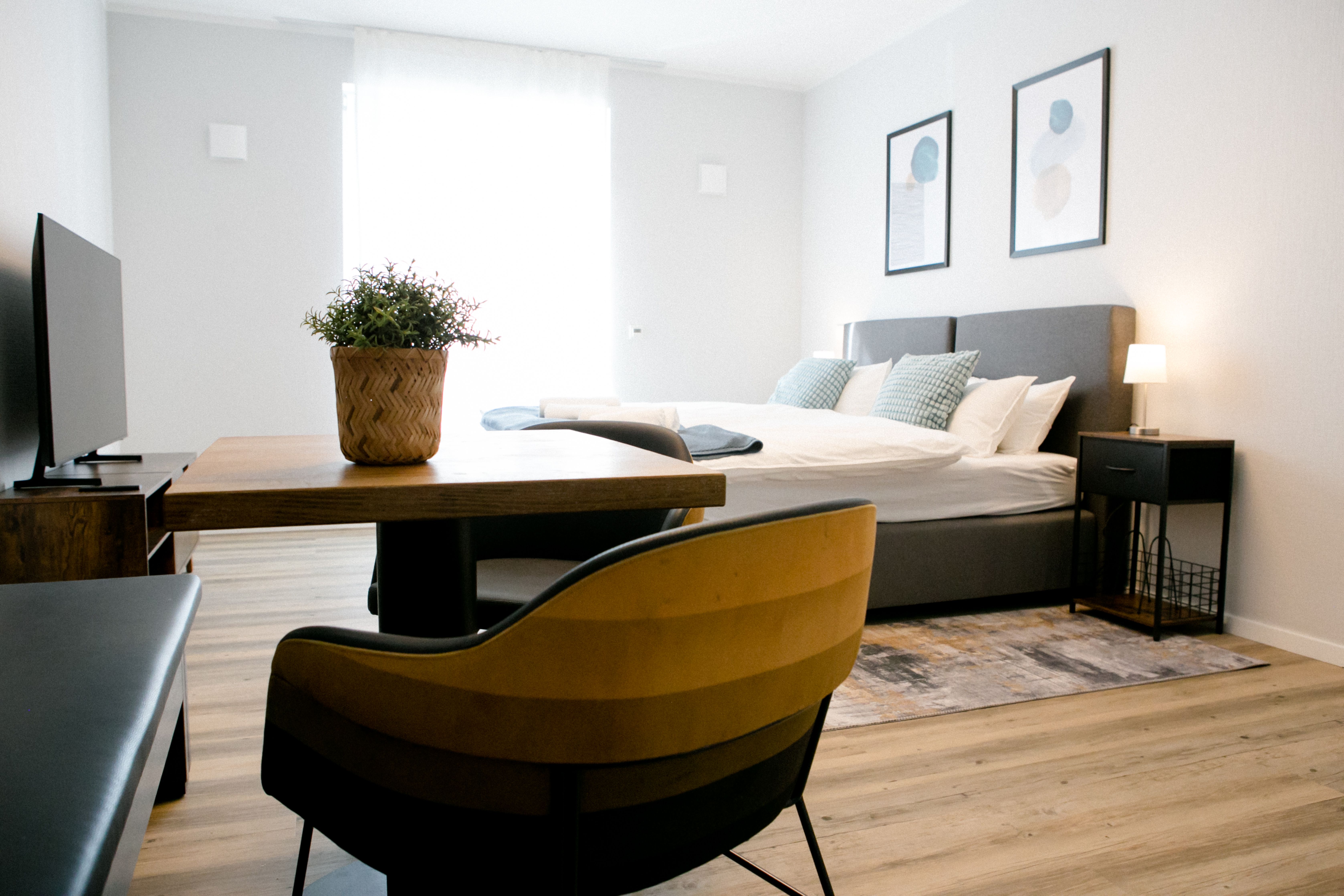  Charming & Modern Apartment With Retro Touch – Fully Equipped & Quietly Located  -  Charming & Modern Apartment with Retro Touch – Fully Equipped & Quietly Located  - Gallery -  30