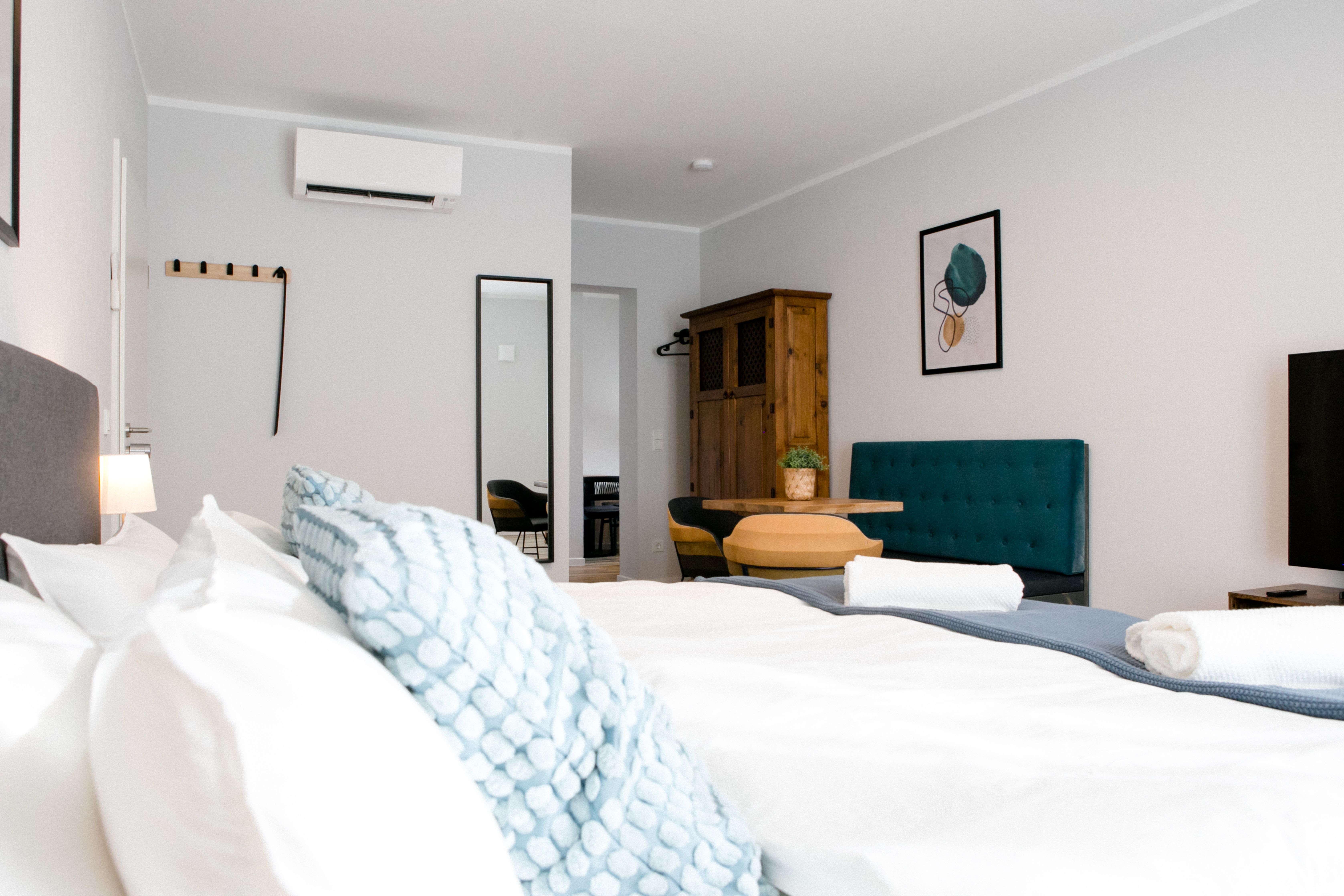  Charming & Modern Apartment With Retro Touch – Fully Equipped & Quietly Located  -  Charming & Modern Apartment with Retro Touch – Fully Equipped & Quietly Located  - Gallery -  26