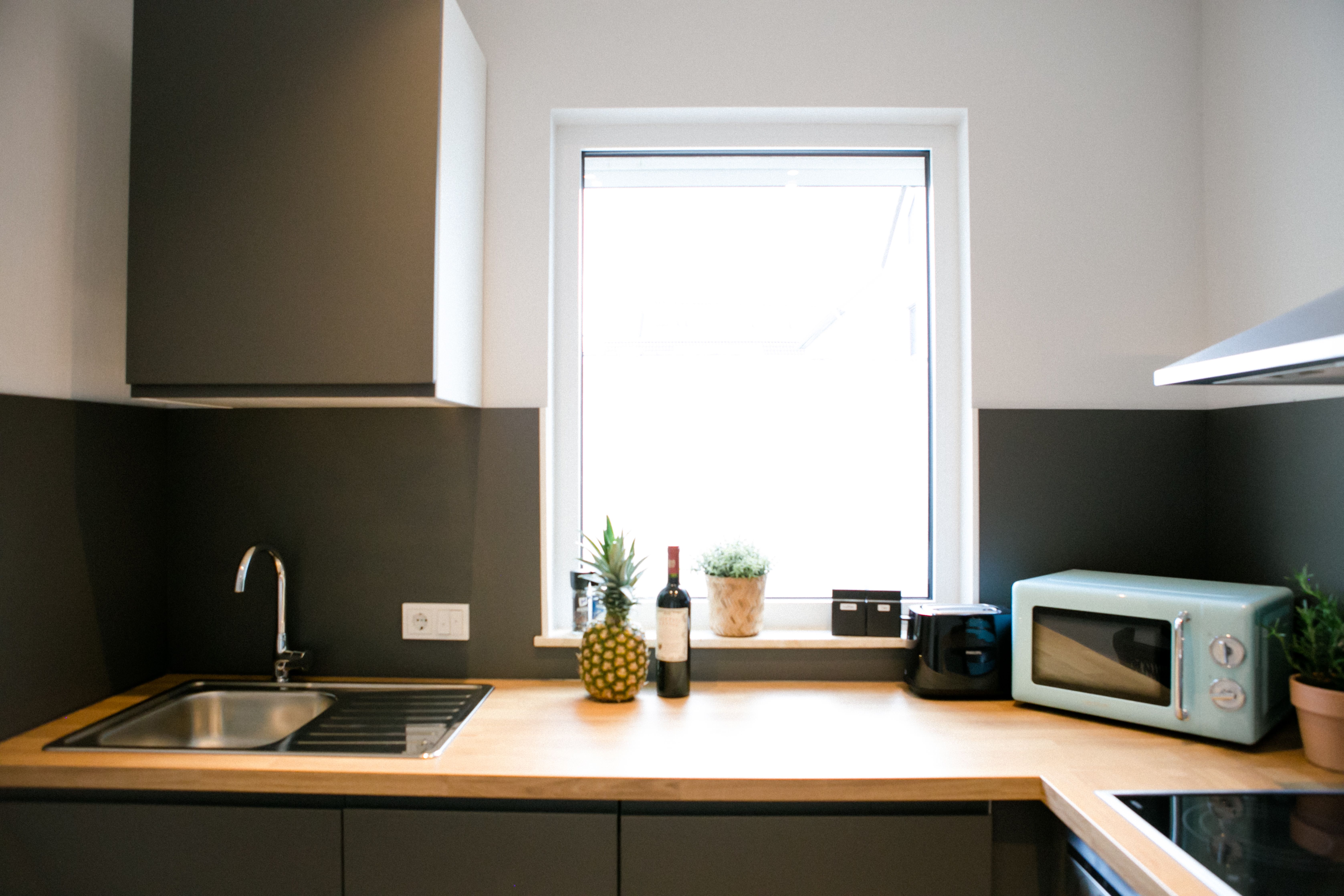  Charming & Modern Apartment With Retro Touch – Fully Equipped & Quietly Located  -  Charming & Modern Apartment with Retro Touch – Fully Equipped & Quietly Located  - Gallery -  20