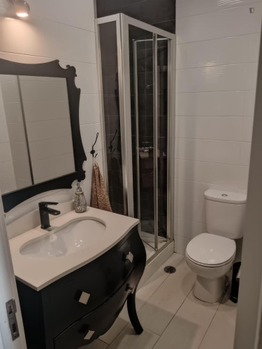 Cozy Single Bedroom close to Polytechnic Institute Of Portalegre  - Gallery -  5