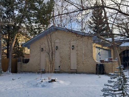 Cozy guestroom for nature-lovers!