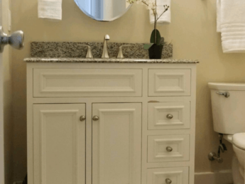 Cozy private bedroom by Yale_Rm 1.2