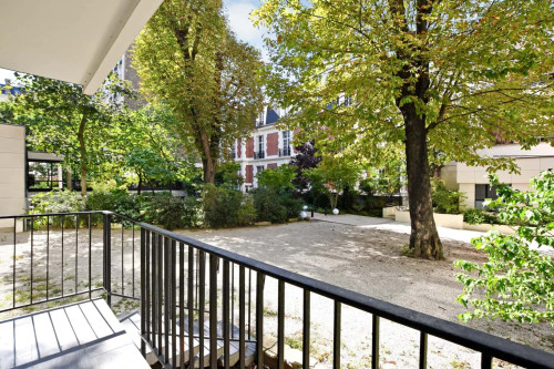 Studio calme - VICTOR HUGO / DAUPHINE - BAIL MOBILITE