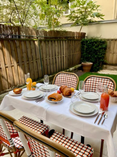 Chic & Rare Garden Apartment - Champs Elysées