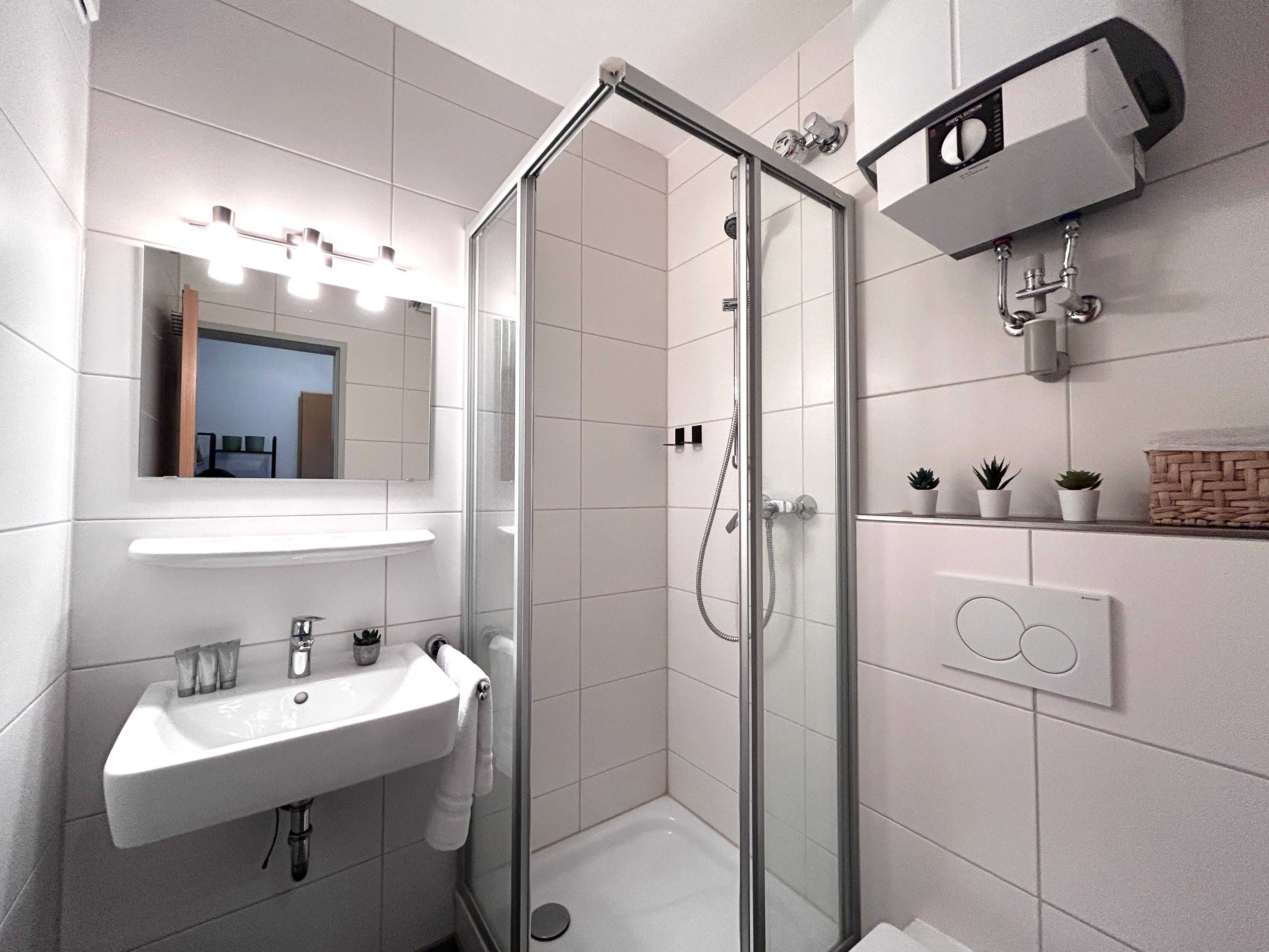 Goltan Apartment - 9 Persons, 3 Bathrooms, Free Parking - 4