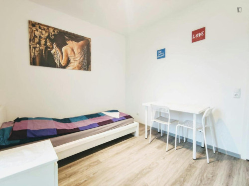 Neat single bedroom in Hafen - Gallery - 3