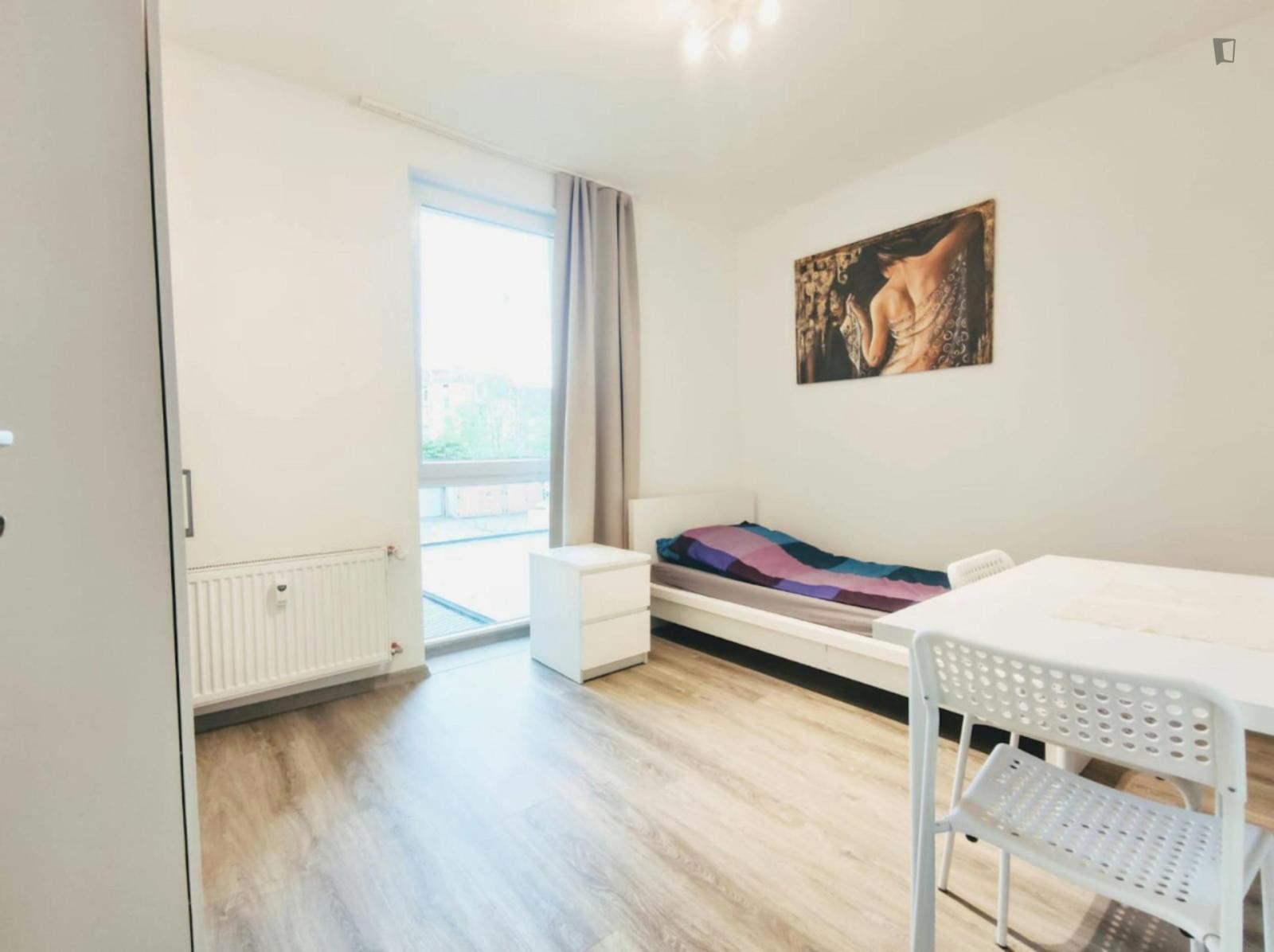 Neat Single Bedroom In Hafen - 7
