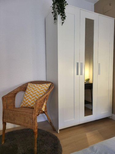 Lovely double bedroom in San Vicente del Raspeig