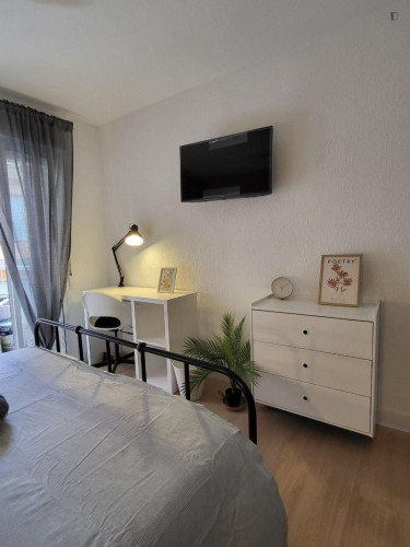 Lovely double bedroom in San Vicente del Raspeig