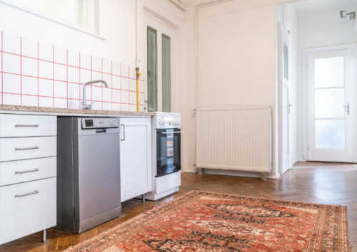 Tempting Single Bedroom close to Mansfeld Péter Park