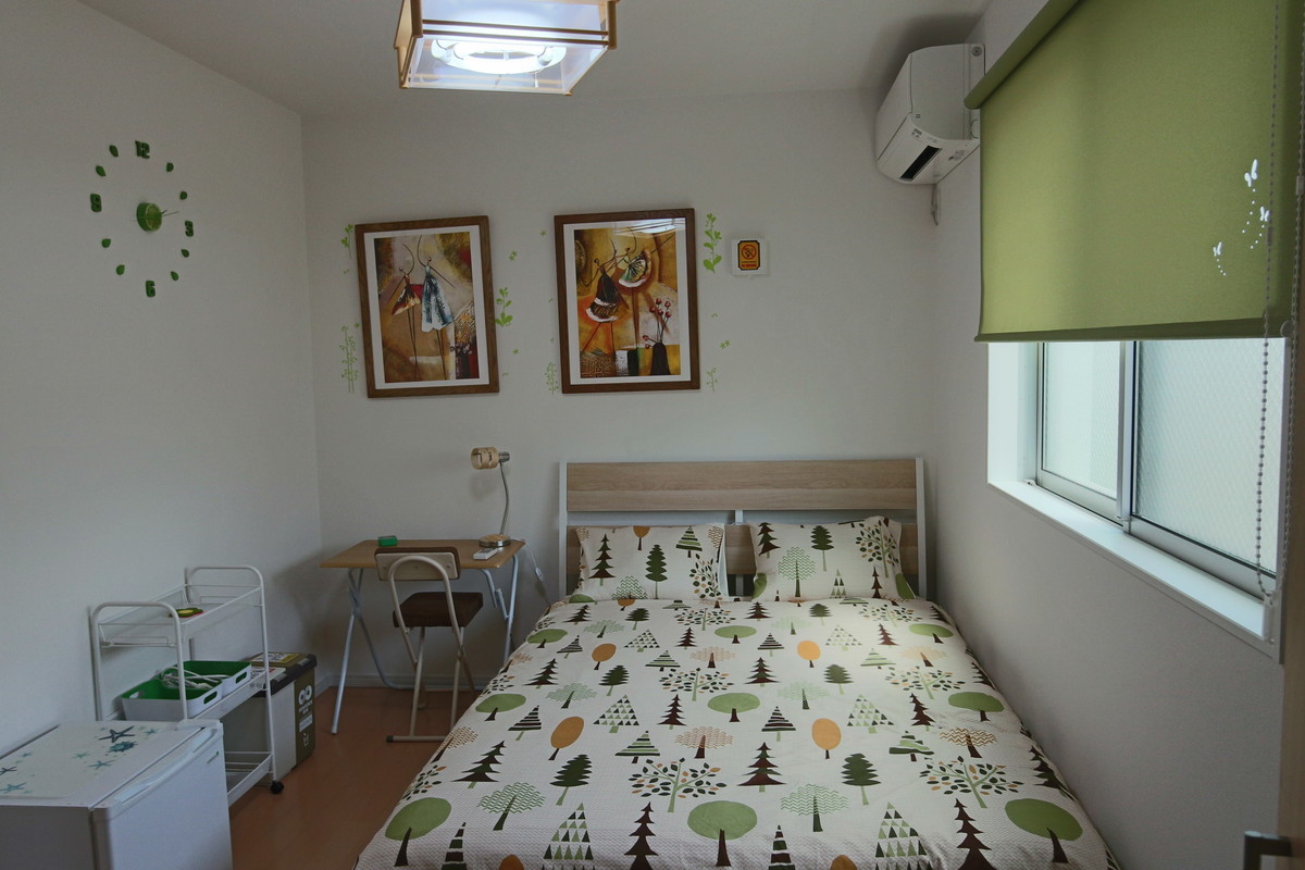 Cool Green (Full Room) - 1