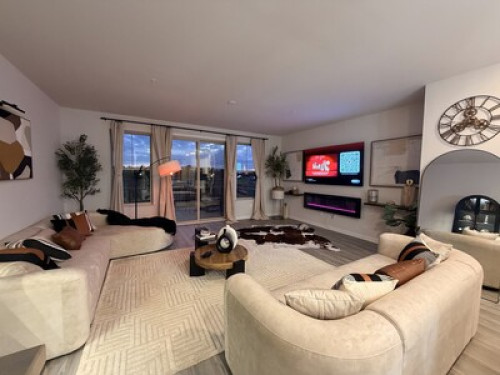 Private Room Near Bowie Center