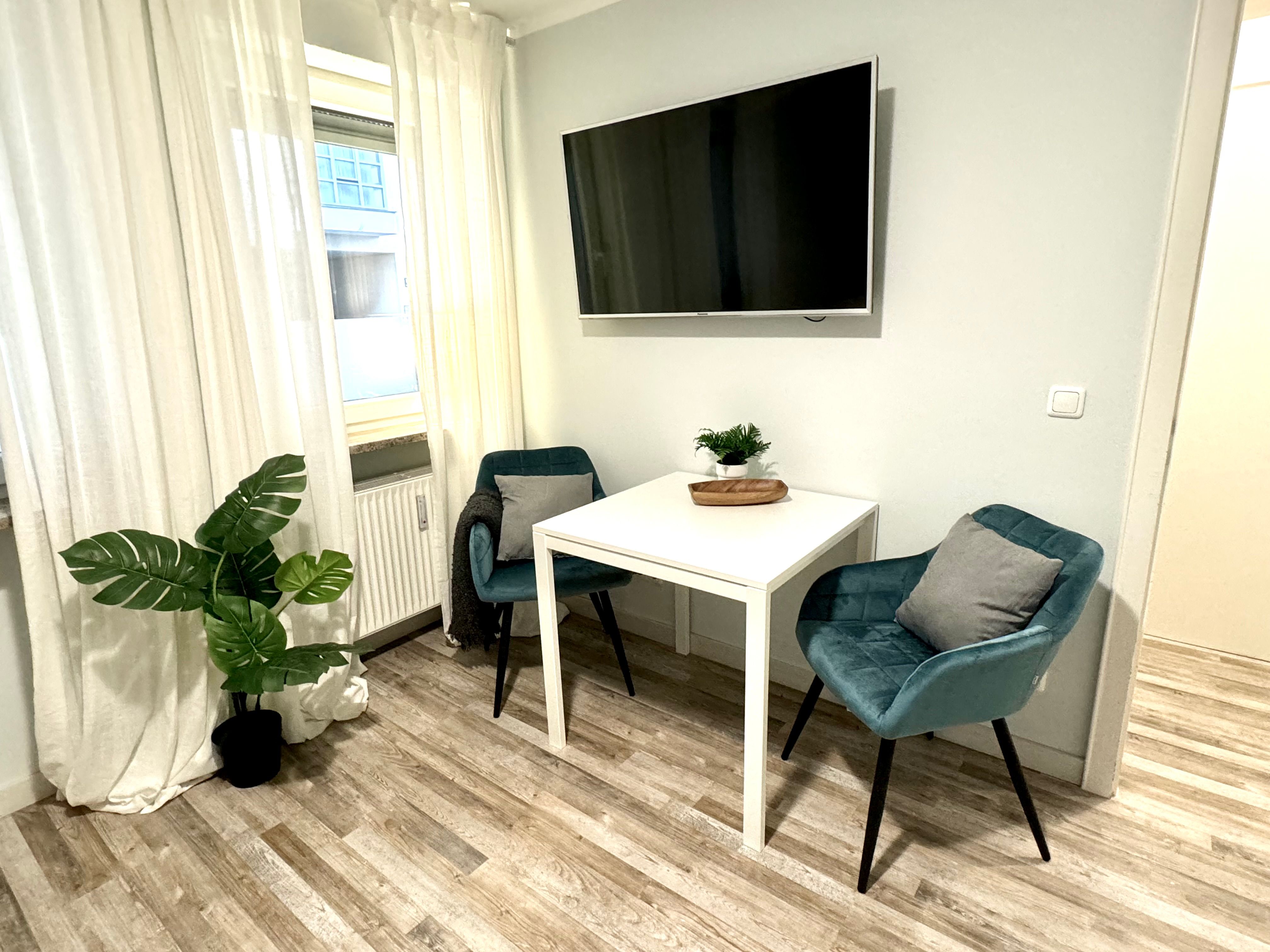 Awesome And Central Apartment In Munich At U3/U6 - 1