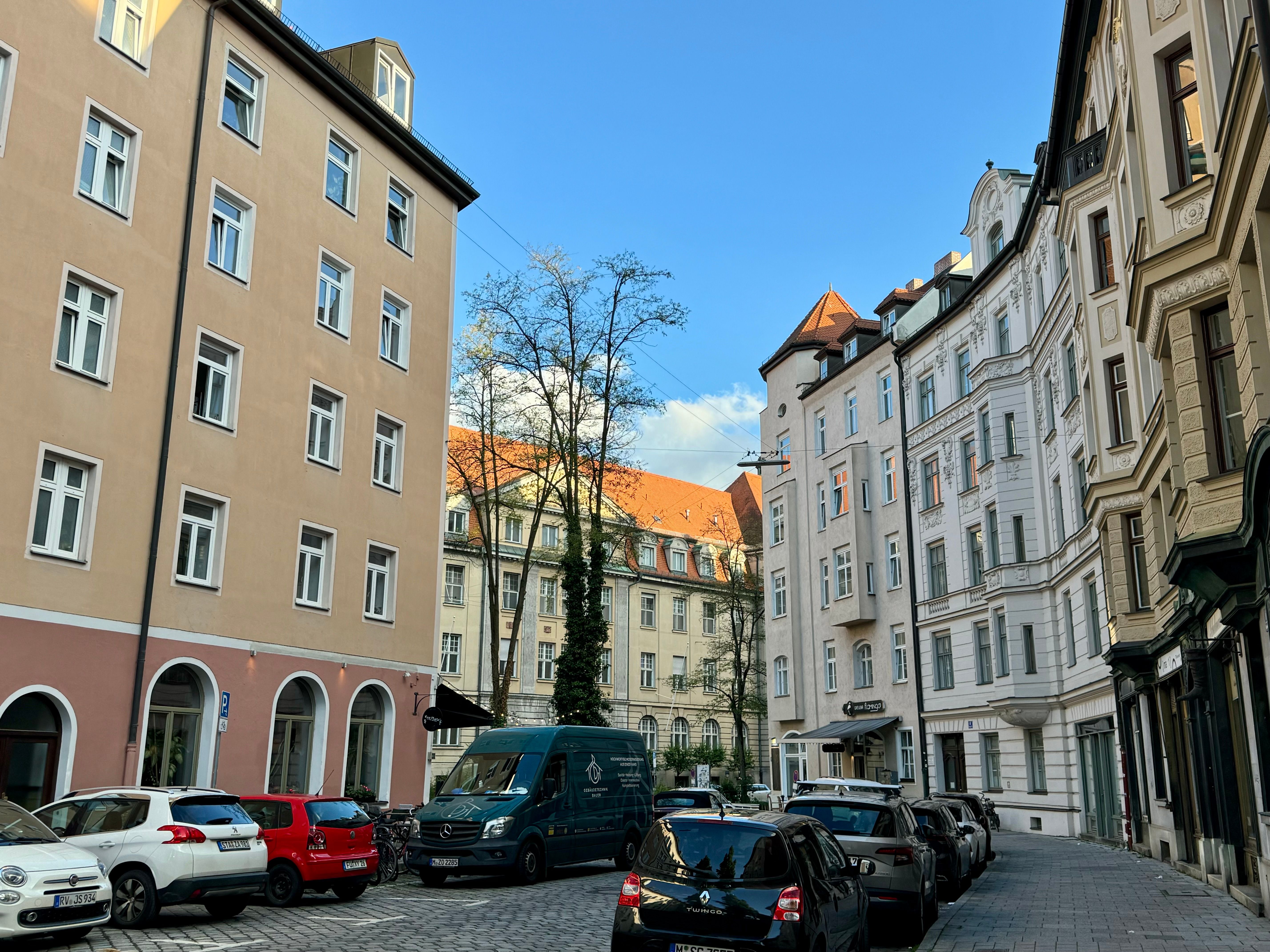 Awesome And Central Apartment In Munich At U3/U6 - 2