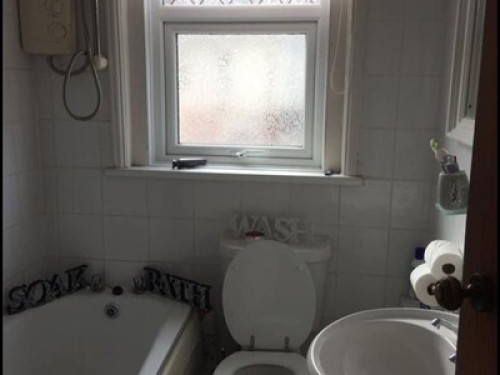 Short term let. Host lives in prope - Gallery - 5