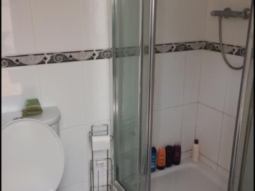 Short term let. Host lives in prope - Gallery - 9