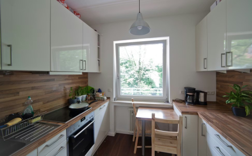 Zimmer in der Romanstraße 28