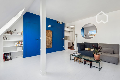 Parisian Living – 1-Bedroom Apartment near Trocadéro and Arc de Triomphe