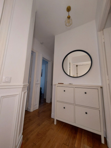 2 Bedroom flat close to Montmartre