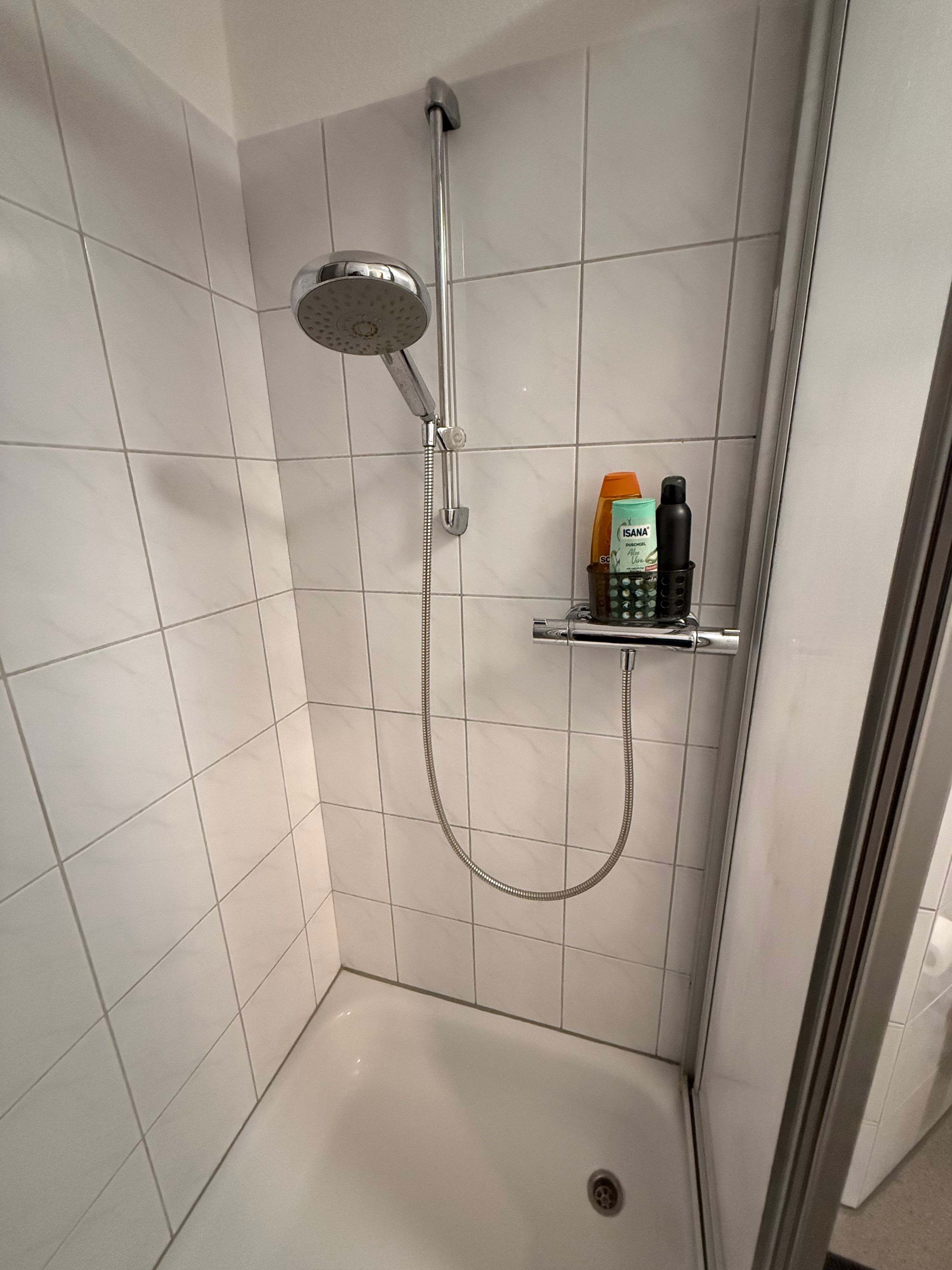 Business Apartment With Terrace - All-Inclusive Rent, Workspace, Quiet & Move-In Ready - Business Apartment with terrace - All-Inclusive Rent, Workspace, Quiet & Move-in ready - Gallery - 16