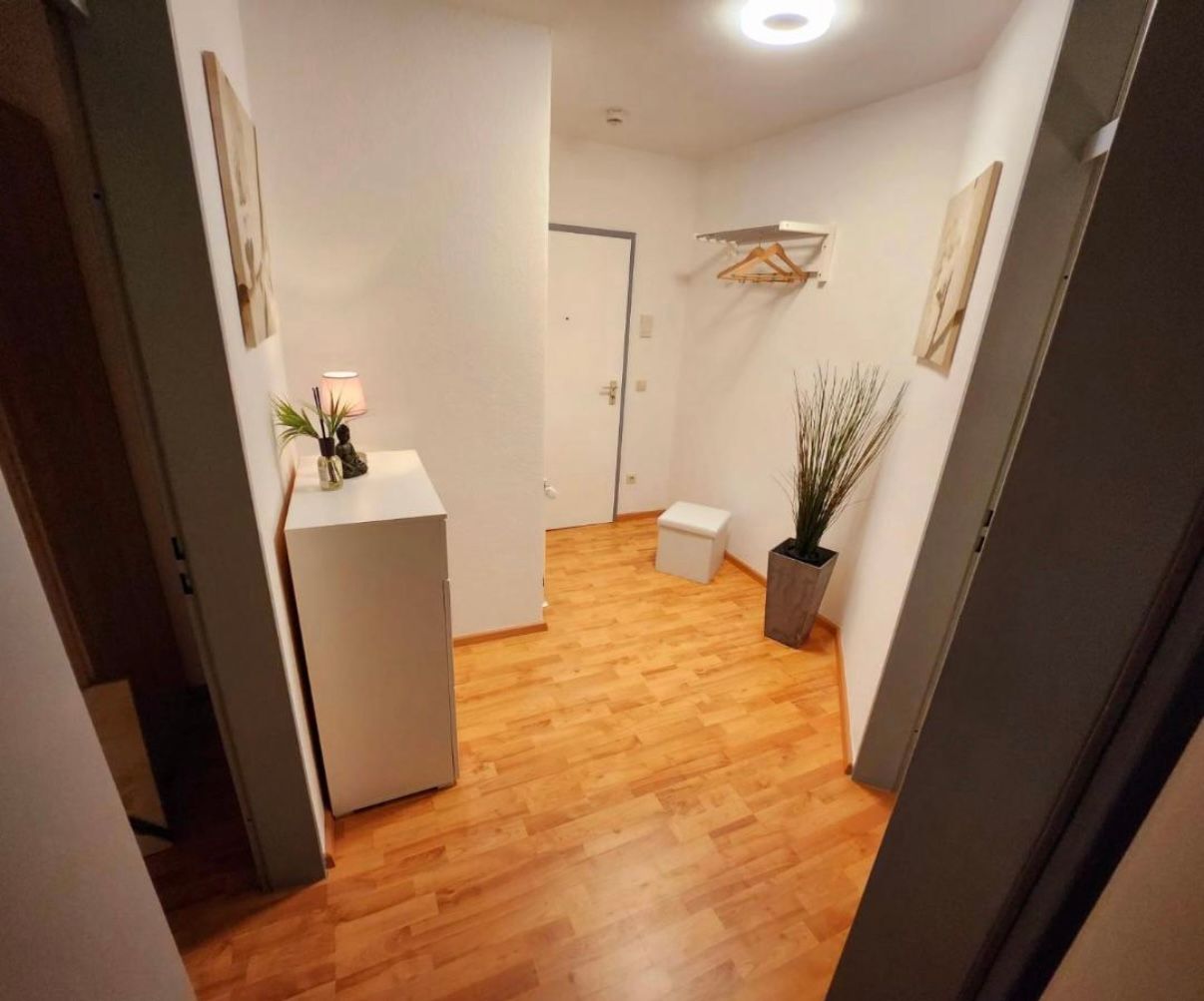 Business Apartment With Terrace - All-Inclusive Rent, Workspace, Quiet & Move-In Ready - Business Apartment with terrace - All-Inclusive Rent, Workspace, Quiet & Move-in ready - Gallery - 2