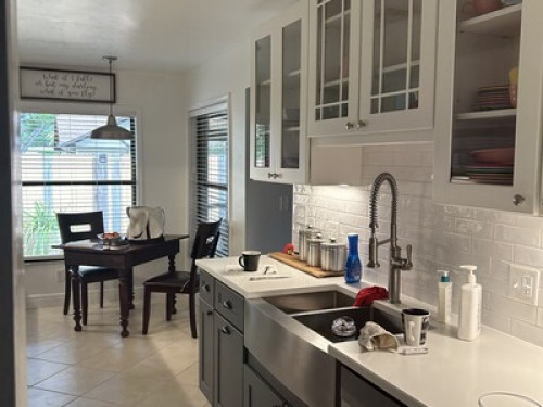 Stay Here, Stay Happy!