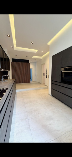 Premium 4-Room Apartment – Ideal for Corporate Housing | 120 sqm
