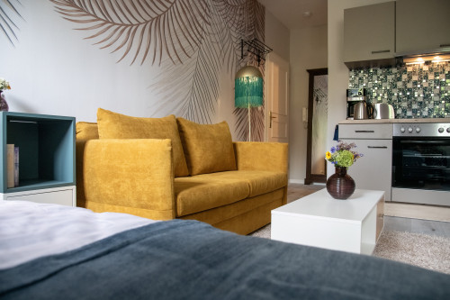 100-2 Modern 1-room apartment near the train station - Gallery - 9