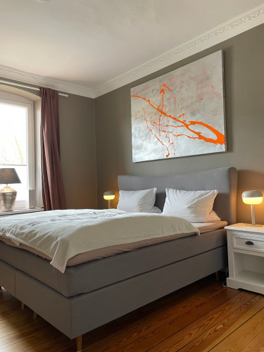 Fantastic & new flat with balcony located in Kiel