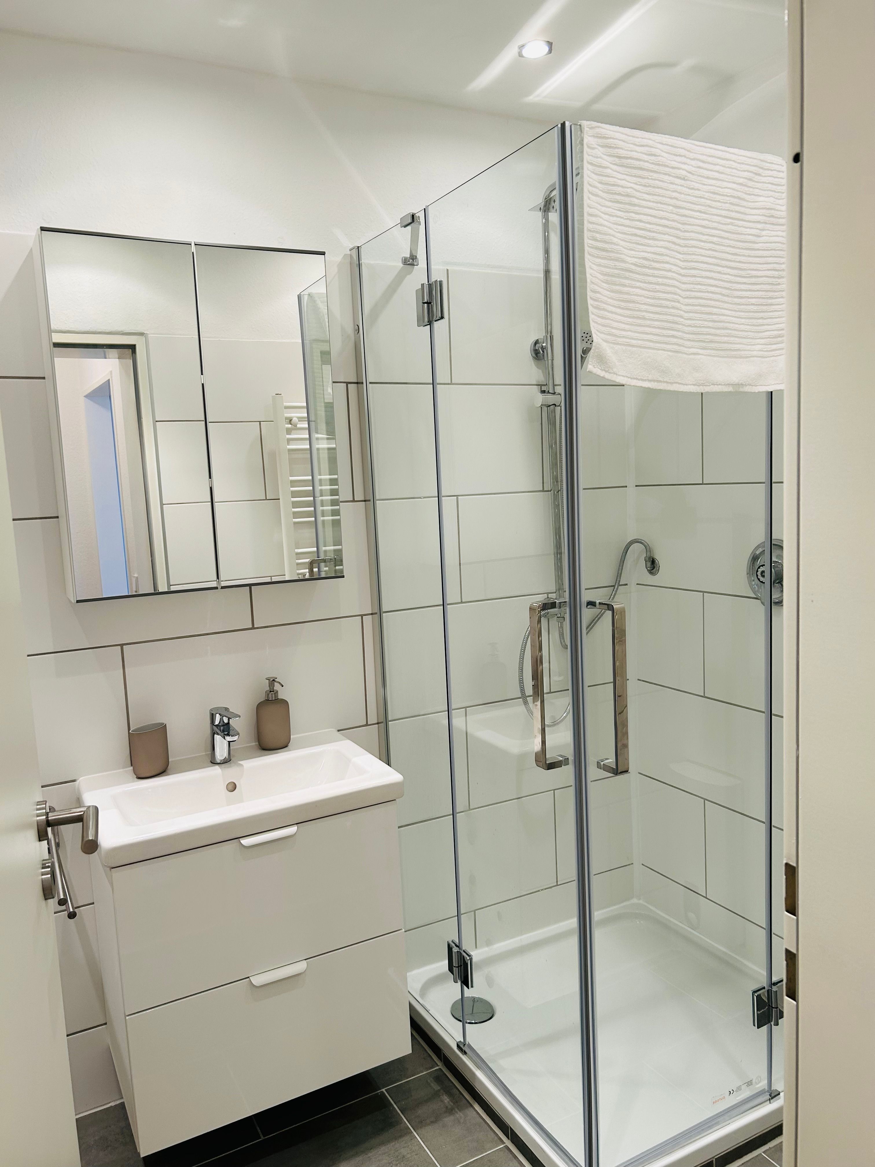  Top Location In Osnabrueck City – Close To The Castle Gardens – Exclusively Renovated!  -  Top location in Osnabrueck City – close to the castle gardens – exclusively renovated!  - Gallery -  8