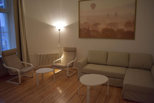 2 room - 2 bathroom in Moabit