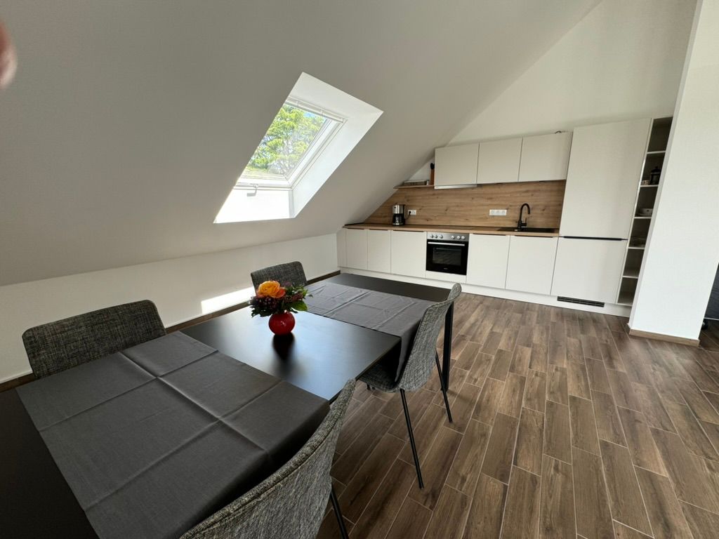 Fashionable & Wonderful Apartment Located In Bonn - 7