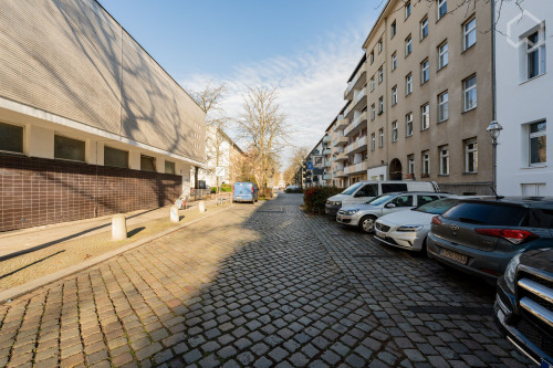 New: Fully furnished 2 room apartment in Berlin Mitte (Moabit)